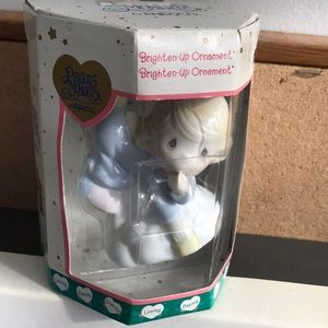 Precious Moments brighten-up ornament